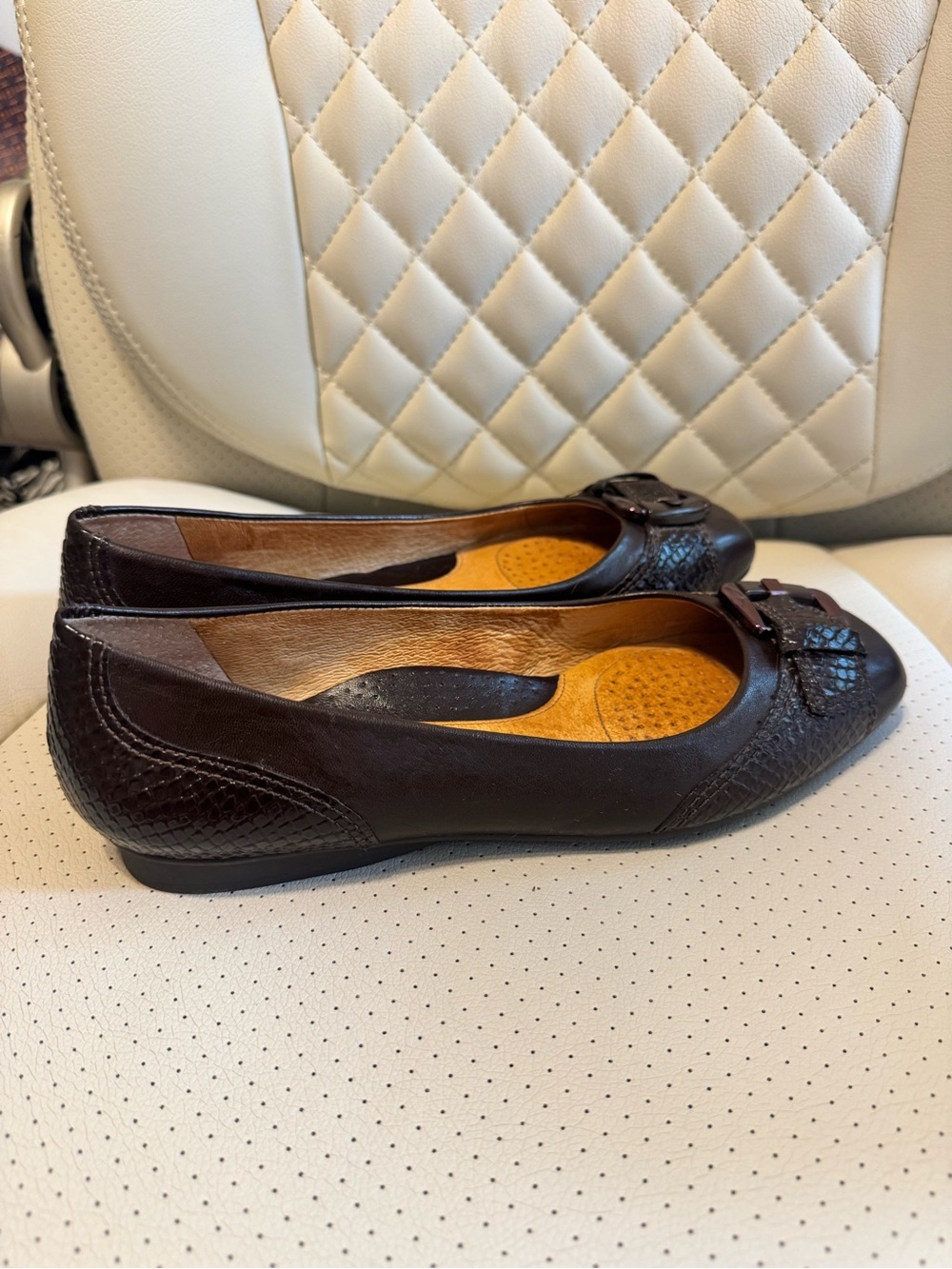 Nurture Women’s Brown Leather Ballet Flats Buckle Shoes – Size 7.5 - Picture 2 of 7